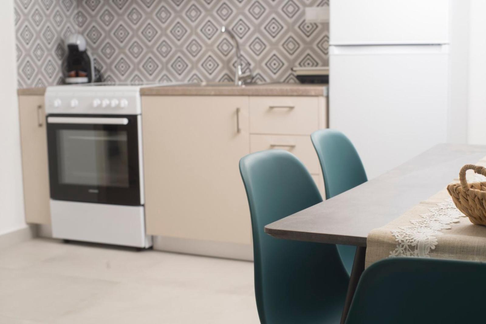 G&K House Garden Apartment Messíni Екстериор снимка