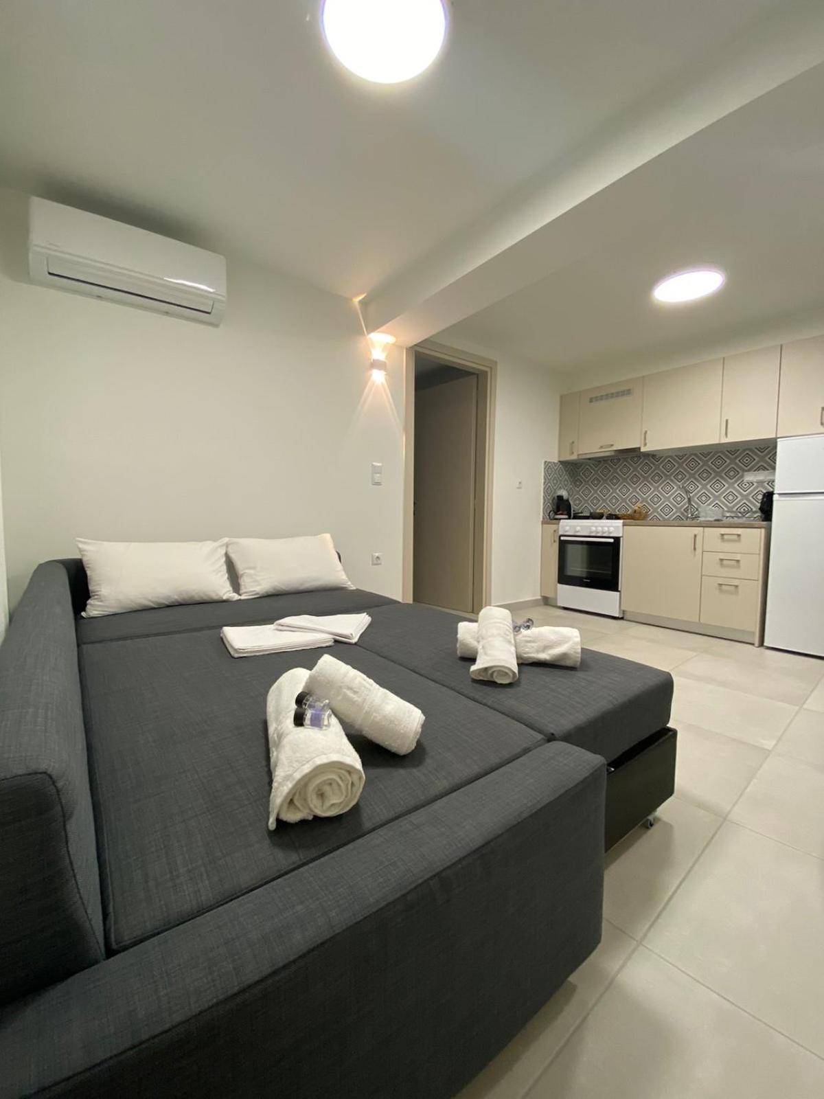 G&K House Garden Apartment Messíni Стая снимка