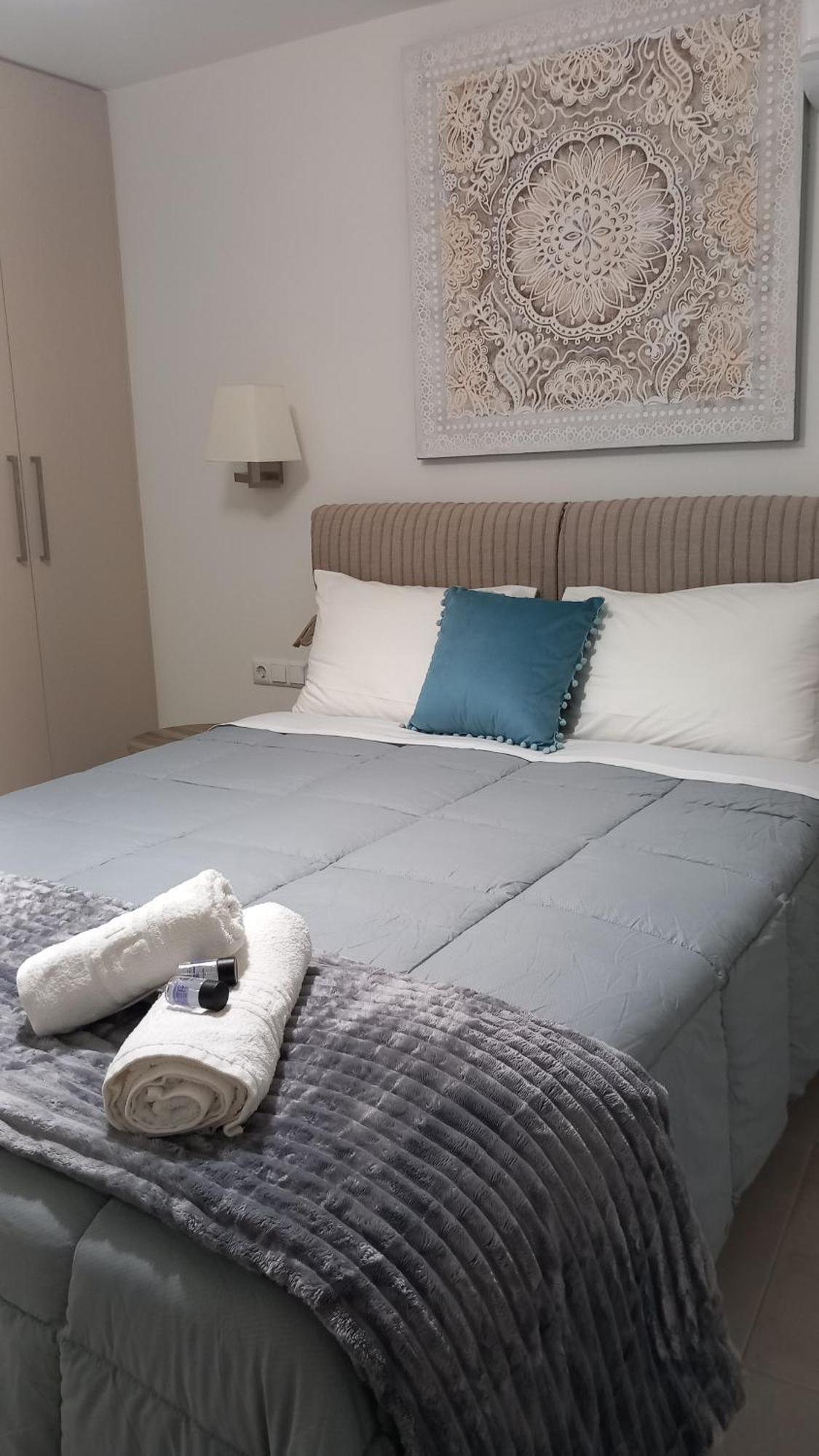 G&K House Garden Apartment Messíni Екстериор снимка